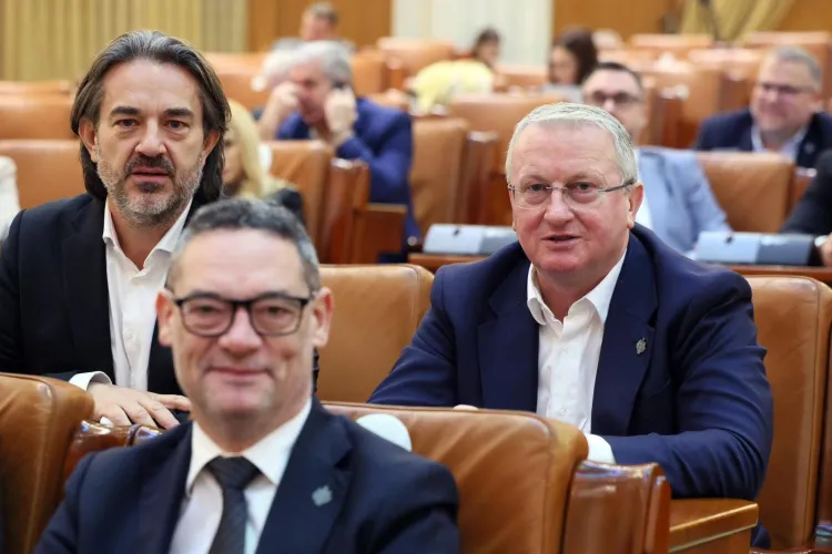 Deputatul clujean Remus Lăpușan dă de pământ cu PNL și USR: „Au închis energia României, iar acum ne cer să stingem lumina”