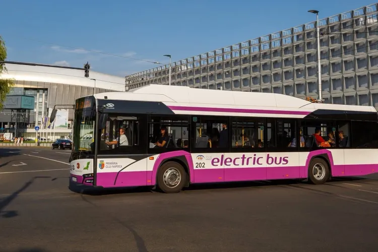 Trasee noi la Cluj-Napoca pe durata UNTOLD 2026! Șapte linii de autobuz și trei linii de tramvai circulă diferit începând de astăzi