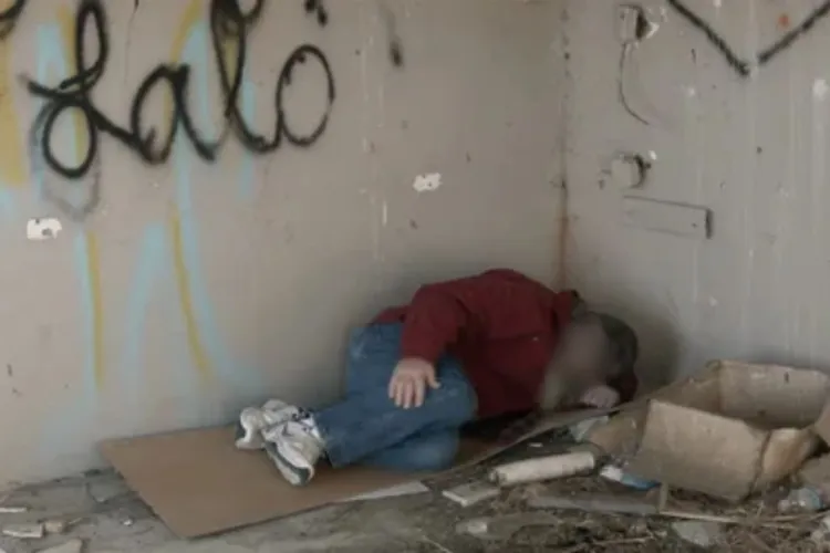 Clujean revoltat de situația unei case abandonate de pe Calea Dorobanților: „Persoane fără adăpost locuiesc acolo. Se adună gunoaie și oamenii se tem”