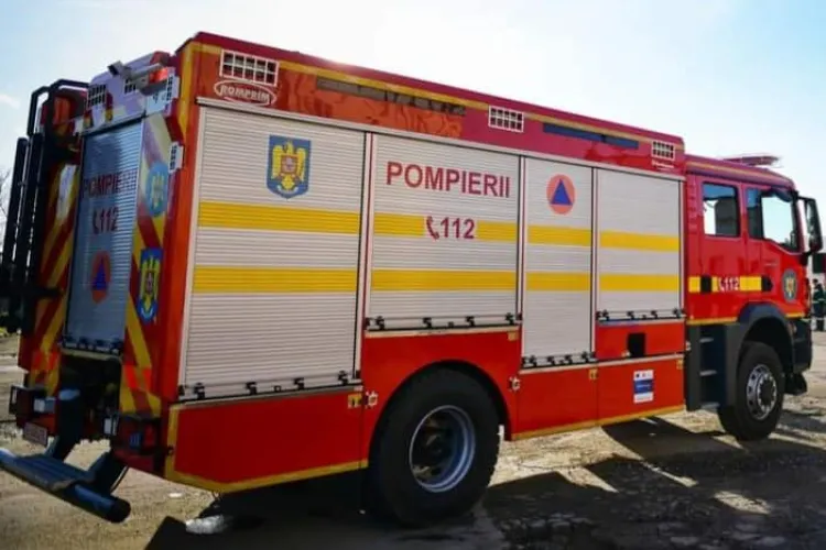 Pompierii clujeni, în alertă! Două bunicuțe au uitat o cratiță pe foc, fiind la un pas de tragedie