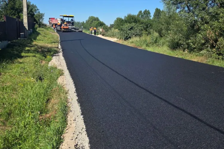 Drum important din Cluj, modernizat complet! Un tronson de peste 5 kilometri a fost asfaltat