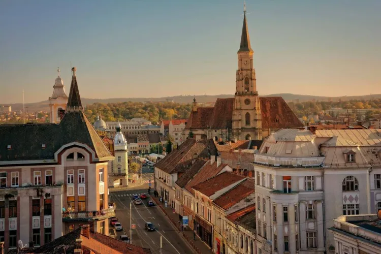 Turiștii străini au ocolit Clujul în plin sezon. Județul a rămas la fel ca anul trecut, în timp ce restul României a atras zeci de mii de vizitatori 