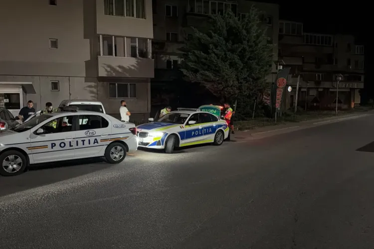 A crezut că scapă de polițiști: lei. Un tânăr a ajuns în arest după ce ar fi condus fără permis, băut și sub influența substanțelor psihoactive