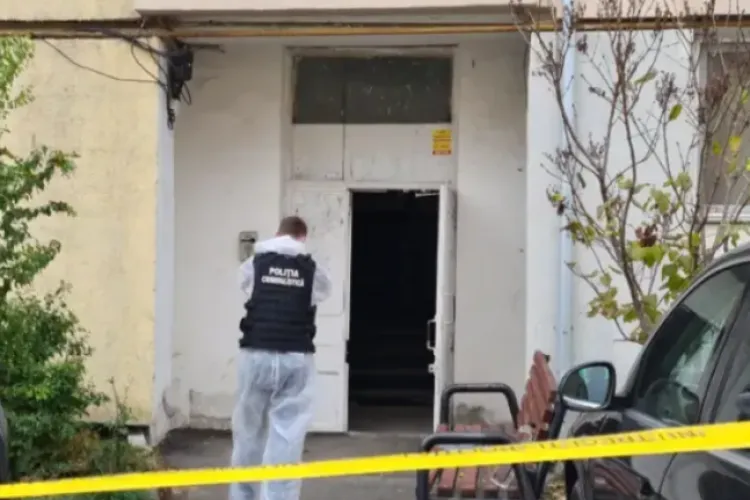 Caz halucinant! Un bărbat și-ar fi ținut tatăl mort în sufragerie săptămâni întregi pentru pensie