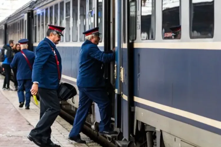 România, în pragul unui blocaj feroviar! CFR SA ar putea suspenda mersul trenurilor: „Fără bani, calea ferată nu poate funcționa” 
