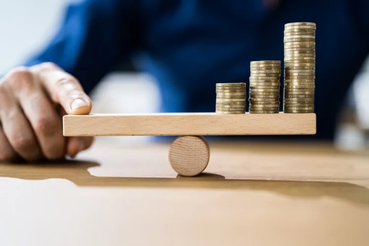 Nicăieri în UE prețurile nu cresc mai repede ca la noi: România conduce detașat clasamentul inflației, cu 8,2%, iar BNR a înrăutățit prognoza pe 2026