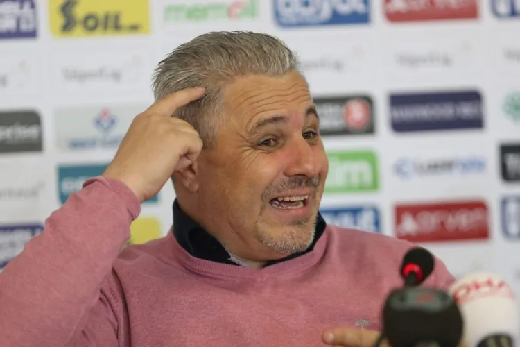 Haos la CFR Cluj. Șumudică l-a lăsat cu ochii-n soare pe Neluțu Varga și a plecat la București. Ce probleme a descoperit antrenorul