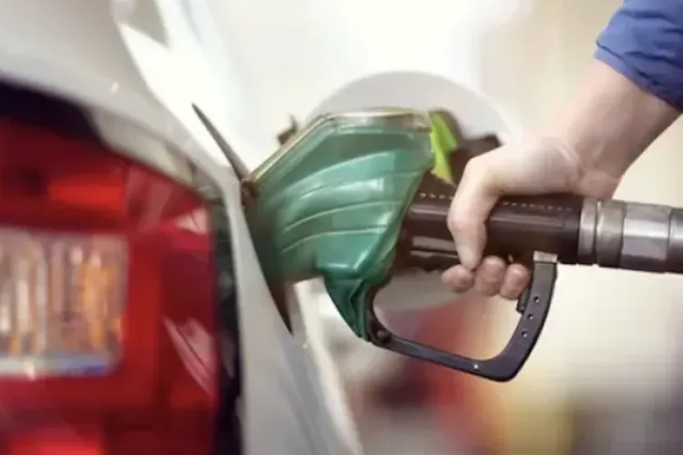 Motorina ar putea fi mai ieftină în România! Guvernul intervine după scumpirile uriașe