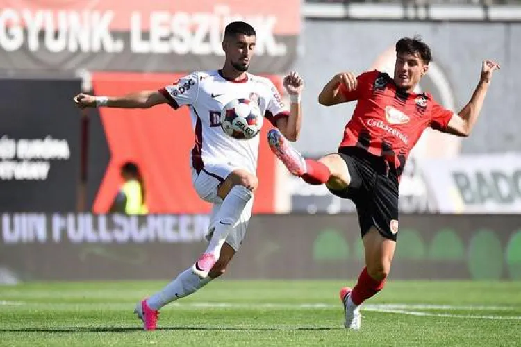 CFR Cluj, încă trei puncte după FCSB! Vișiniii au câștigat cu 3-2 la Csikszereda, într-un meci în care gazdele au egalat de două ori, dar au cedat la final