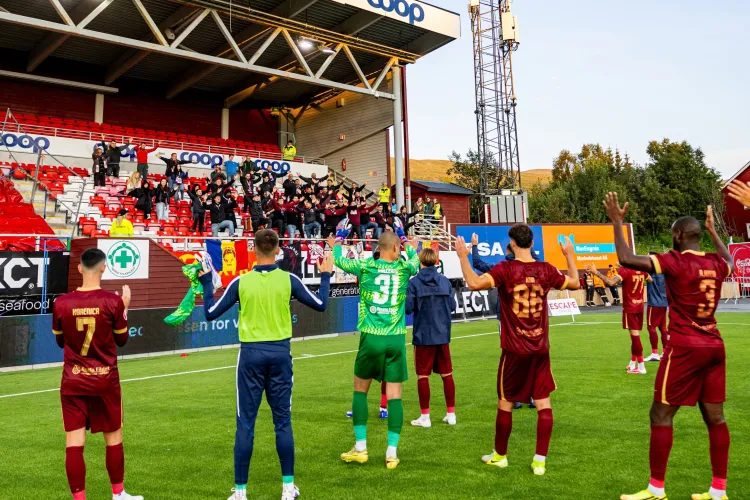 Doi jucători de la CFR Cluj alături de Marius Șumudică, incluși în echipa etapei a șasea