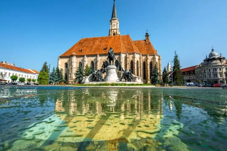 Ultima zi de vară vine cu temperaturi de foc la Cluj! Maxime de 32 de grade și niciun strop de ploaie