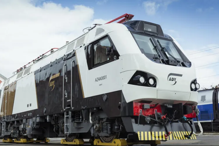 Clujul, pe lista rutelor care vor primi locomotive electrice noi. Când vor ajunge ultimele cinci modele electrice Traxx Passenger 