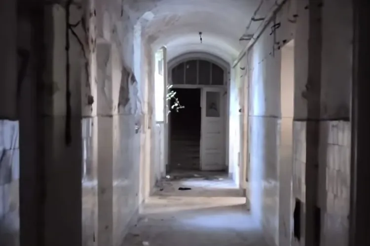 Provocarea care îi pune în pericol pe tinerii din Cluj a revenit. Se filmează în clădiri abandonate pentru vizualizări și like-uri