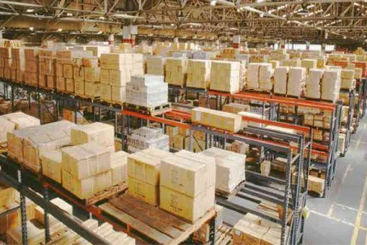 Semnal de alarmă pentru distribuitorii din România: Vânzările en gros au urcat cu doar 0,8% în prima jumătate a anului. Un singur domeniu a tras tot plusul