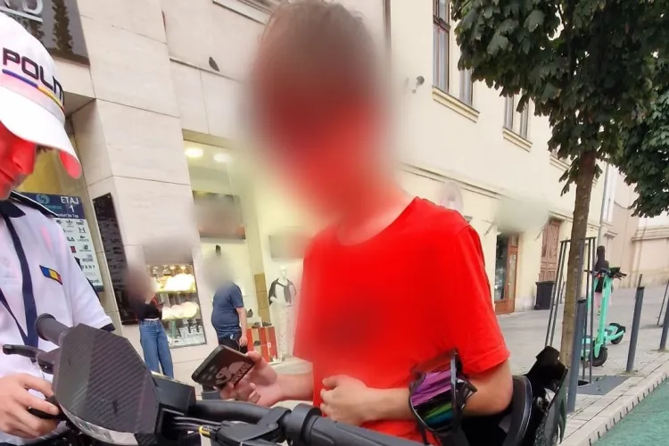 Dosar penal pentru un băiat din Cluj-Napoca de doar 15 ani! Trotineta lui electrică era, în acte, cu totul altceva: Tatăl este și el cercetat