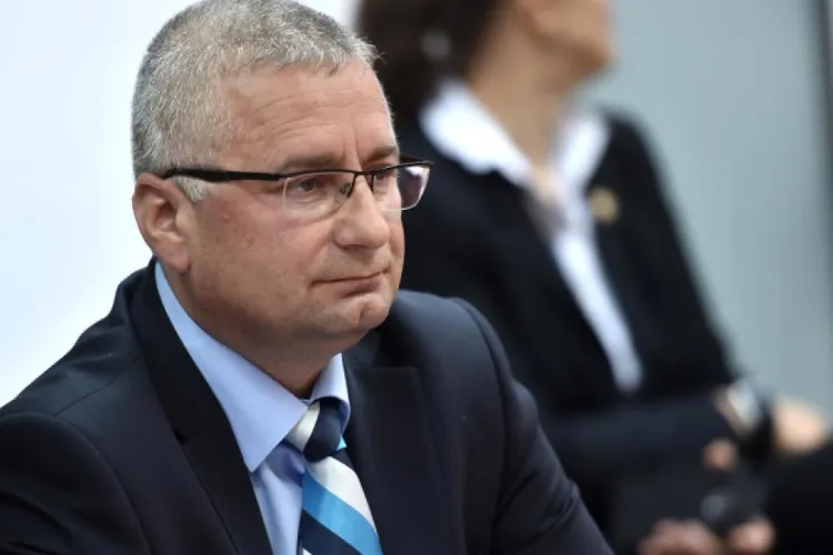 Un fost șef DNA, cu pensie de peste 20.000 de lei la 56 de ani, critică tăierea pensiilor speciale ale magistraților