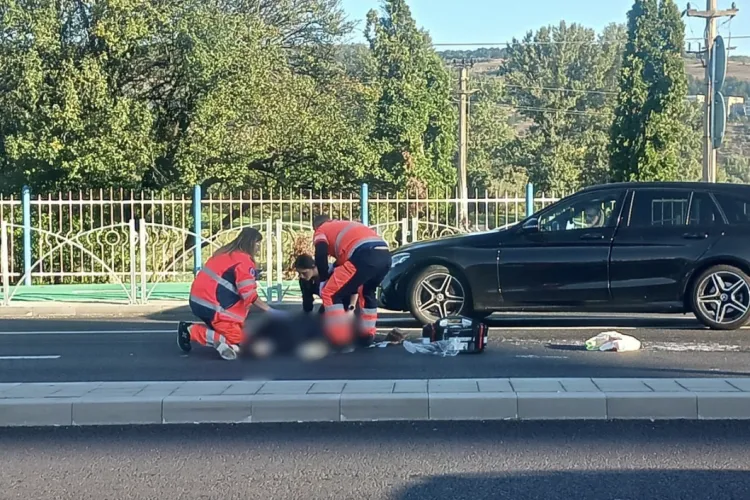 VIDEO. Accident teribil în Cluj-Napoca! O femeie a fost lovită în plin de o mașină: Autoritățile sunt la fața locului