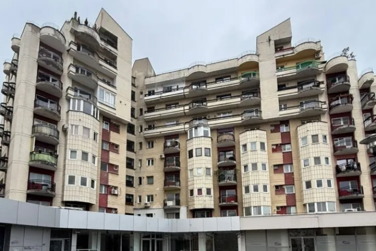 Aproape 32.000 de locuințe noi în șase luni. Banii privați au împins piața, iar fondurile publice au dat înapoi: minus 483 de locuințe construite de stat