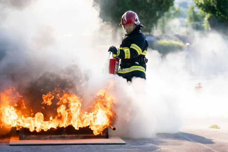 Vrei să devii pompier? ISU Cluj a deschis înscrierile pentru 264 de locuri la Școala de Subofițeri: Termenul-limită e 4 octombrie!