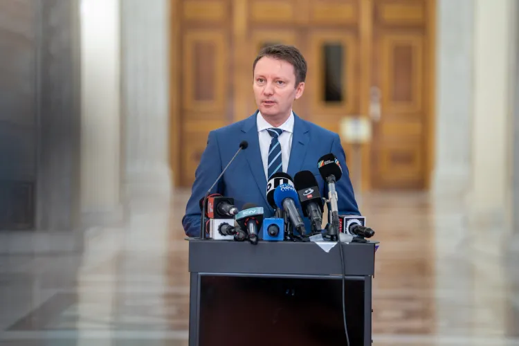 Anunț important pentru milioane de români din partea premierului desemnat! Ce se poate întâmpla cu pensiile și salariile în 2027