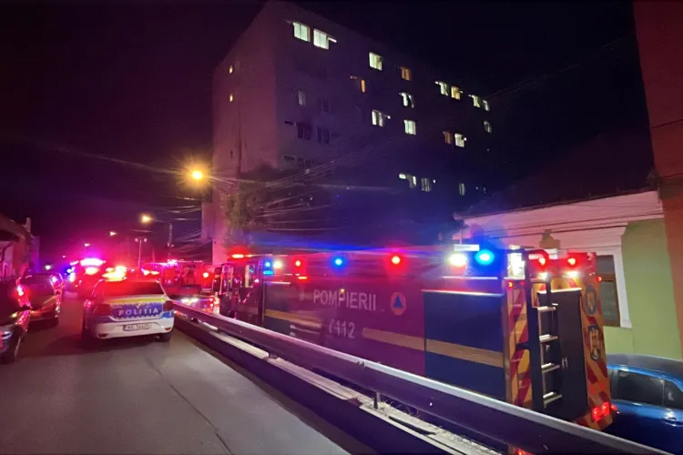 Studenții evacuați din Căminul 17 din Hașdeu se întorc în camere. Majoritatea pot reveni chiar astăzi, după incendiul izbucnit azi-noapte