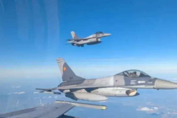 Alertă aeriană în România! Două avioane F-16 au decolat de urgență. Populația, avertizată prin RO-Alert