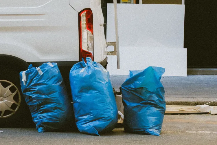 Scapă de obiectele vechi! O comună din Cluj organizează o campanie specială de colectare a deșeurilor voluminoase și textile
