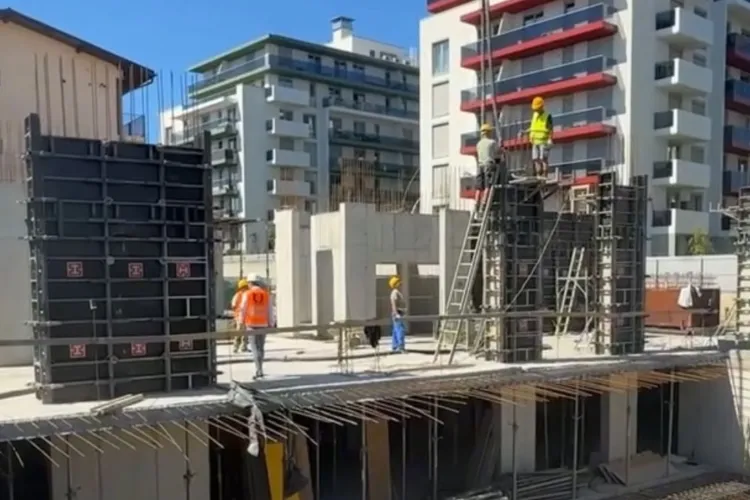 VIDEO. Primăria Cluj construiește 35 de locuințe sociale pe strada Sobarilor: „Cu o locuință nu rezolvăm toate problemele, dar este un nou început”