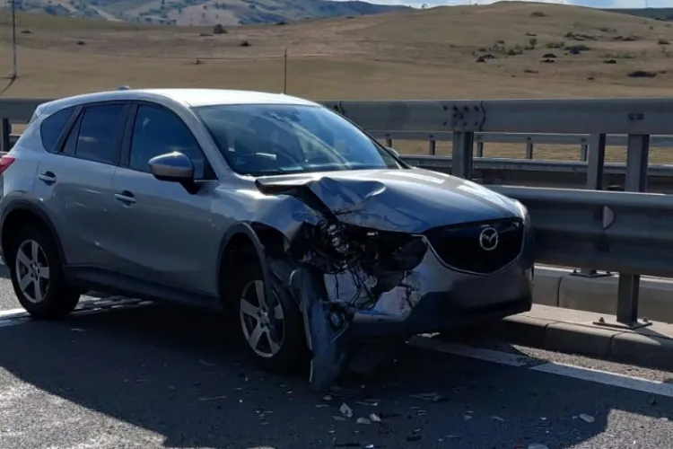 Un tânăr de 19 ani, transportat la spital după un accident pe A10, în Cluj! Pompierii au intervenit de urgență
