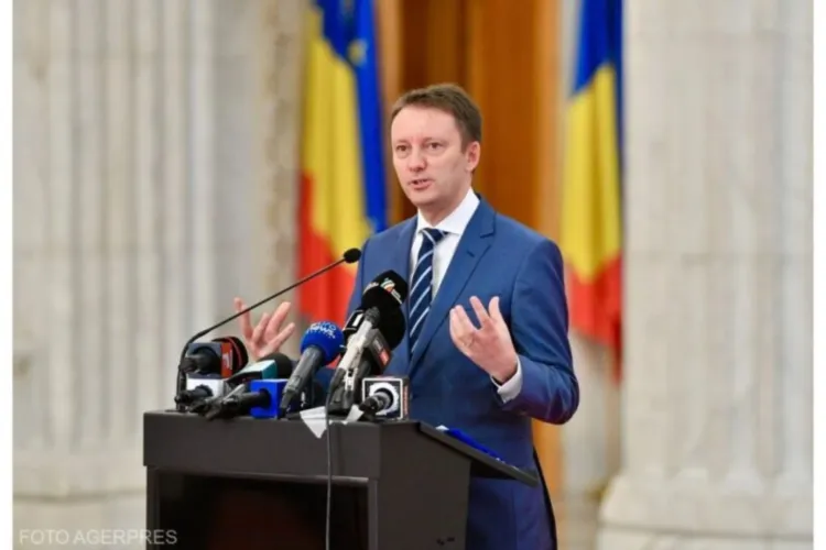 Programul lui Mureșan, depus în Parlament: 372 de măsuri, „Contul Viitorului” pentru copii, bani pentru firmele care angajează tineri și TVA de 19%