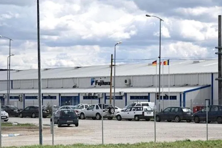 Concedieri pe bandă rulantă la Fujikura Dej: Peste 300 de angajați au rămas fără loc de muncă, la un an după primul val de disponibilizări