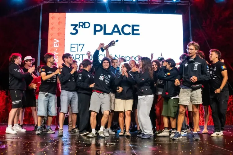 Performanță uriașă pentru studenții de la UTCN! Au construit un monopost cu care au câștigat în Balcani și au intrat în top 50 mondial la Formula Student