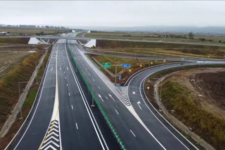 Amenzi pentru o taxă pe care n-ai cum s-o plătești! Transportatorii, prinși la mijloc de la 1 octombrie. CNAIR cere de urgență amânarea TollRo până în 2027