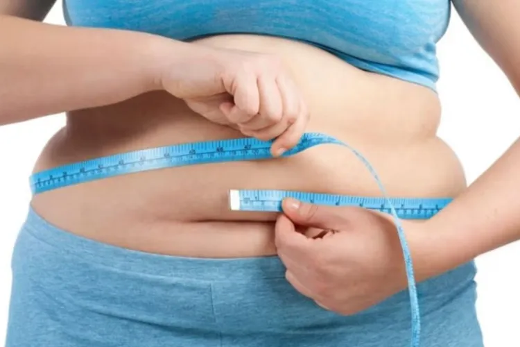 Declic cere o schimbare majoră pe rafturile magazinelor din România: Alimentele cu mult zahăr, sare și grăsimi să aibă etichete de avertizare vizibile