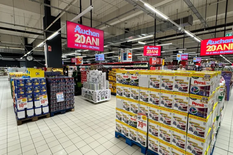20 de ani de Auchan în România: o aniversare cu mii de oferte, beneficii pentru clienți și proiecte de solidaritate