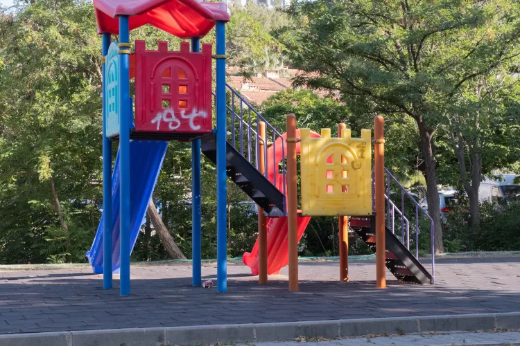 Loc de joacă din Cluj, abandonat după termenul de finalizare? „Este un șantier în adevăratul sens al cuvântului”