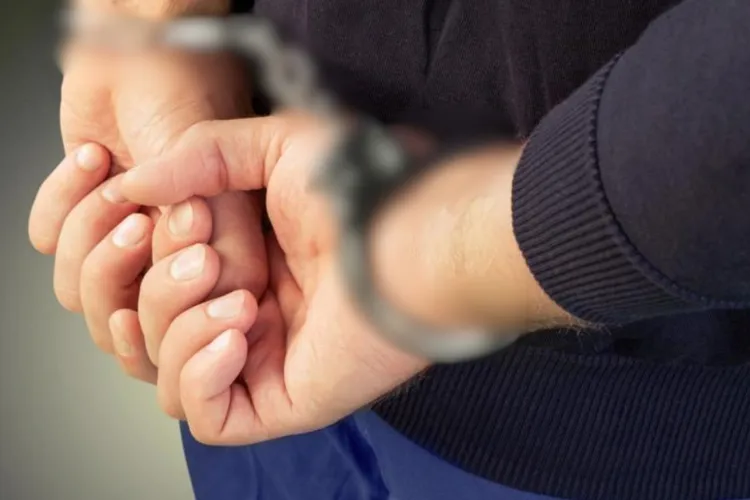 Consumul propriu de „marfă” ar putea fi „iertat” de lege? Un nou proiect de lege propune doar amenzi de până la 3.000 de lei