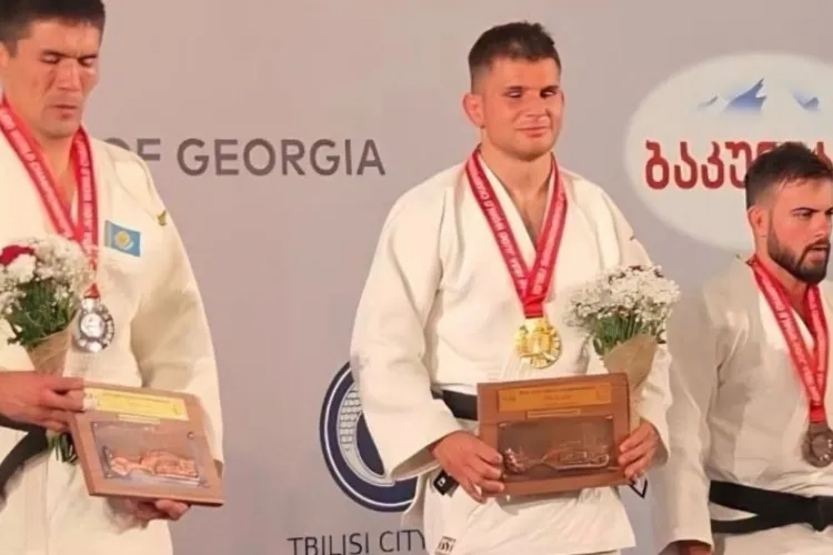 Alex Bologa scrie din nou istorie pentru Cluj și România. Sportivul nevăzător este campion mondial pentru a treia oară