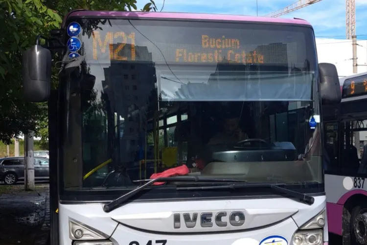 Linia M21 își schimbă traseul spre Cetate! CTP Cluj anunță o deviație după ce o avarie la magistrala de apă a blocat o bandă de circulație