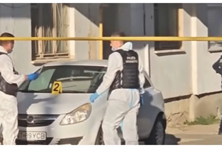 Tragedie fără margini! O femeie de 42 de ani a fost măcelărită în propria casă! Fiul ei a privit neputincios cum își dă ultima suflare 