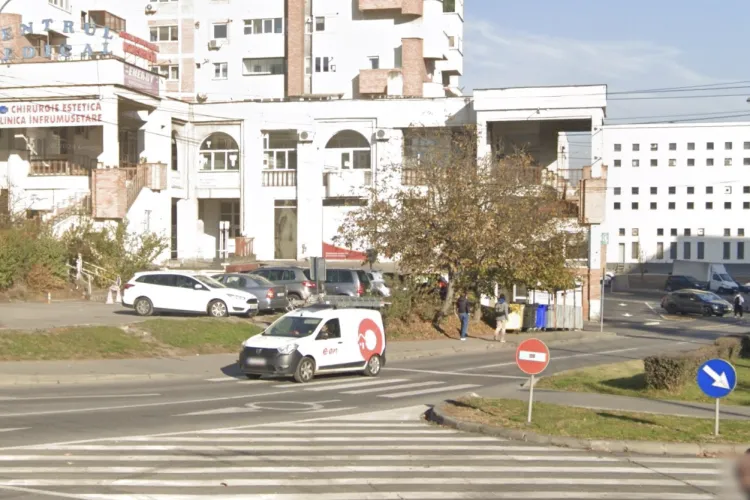 Soluția simplă a unui clujean pentru traficul dintr-o intersecție problemă din Cluj-Napoca: „O delimitare ar fluidiza puțin zona”. Ce le cere autoritățilo