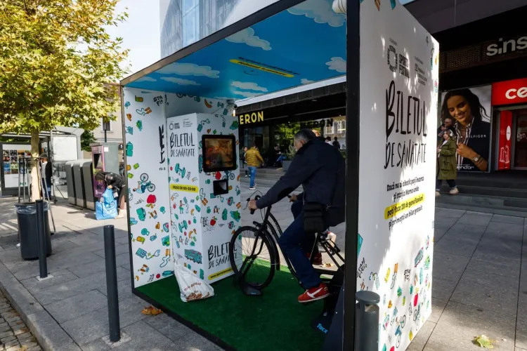 Clujenii, provocați să facă sport pentru a merge gratis cu autobuzul! Cum poți obține un bilet CTP după 20 de genuflexiuni sau 400 de metri pedalați