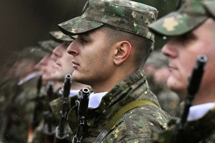 Militar condamnat la Cluj! A fost prins băut la volan aproape de miezul nopții, iar judecătorul l-a lăsat fără permis. Ce pedeapsă a primit caporalul
