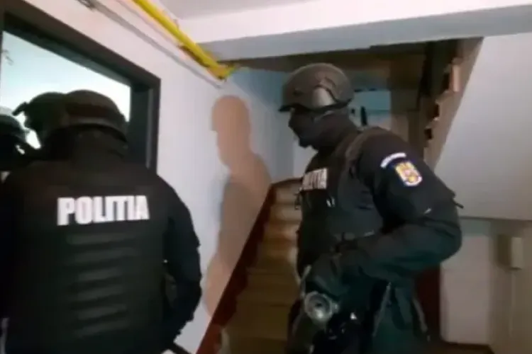 Un minor de 13 ani, abuzat de un cuplu din Florești! Cei doi soți au fost arestați pentru 30 de zile. Ce au descoperit polițiștii 