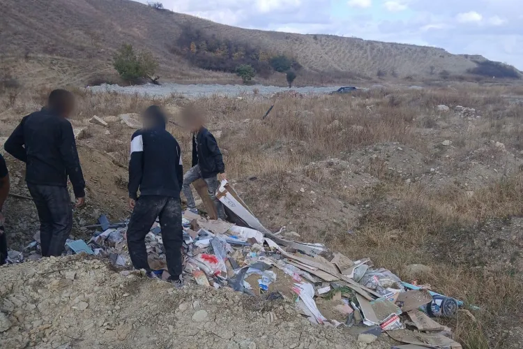  Cinci tineri, prinși în flagrant în Cluj în timp ce aruncau deșeuri din construcții! Cum au fost depistați și ce pedeapsă au primit 