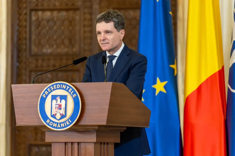 Nicușor Dan, după cinci luni de criză politică: „Important este că statul a continuat să funcționeze”. Ce a declarat în presa americană
