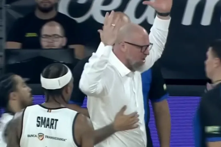 Mihai Silvășan, eliminat în meciul U-BT Cluj – London Lions. Ce sancțiune primește antrenorul și clubul după haosul din BT Arena