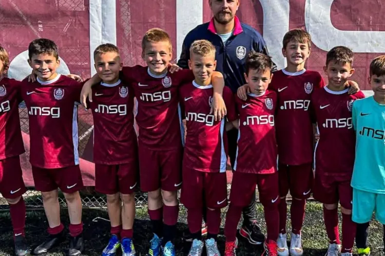 Victorie pentru micii fotbaliști de la CFR Cluj! Un junior a marcat șase goluri într-un singur meci. Echipa U10 a făcut spectacol în Campionatul U11