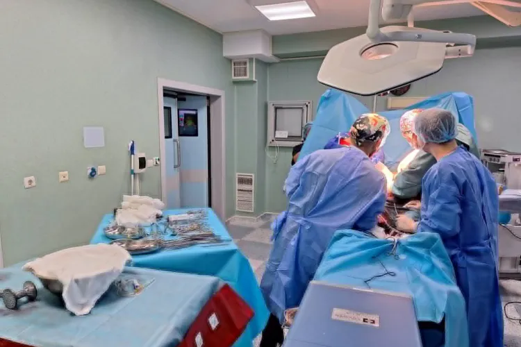 Cluj-Napoca, capitala transplantului timp de patru zile! Specialiști de pe trei continente vin în oraș, iar sâmbătă medicii aleargă cot la cot cu pacienții