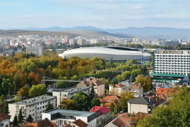 Boom-ul imobiliar din Cluj s-a oprit brusc! Orașul a livrat anul trecut de peste patru ori mai puține locuințe decât în 2019. Cifrele care arată prăbușirea